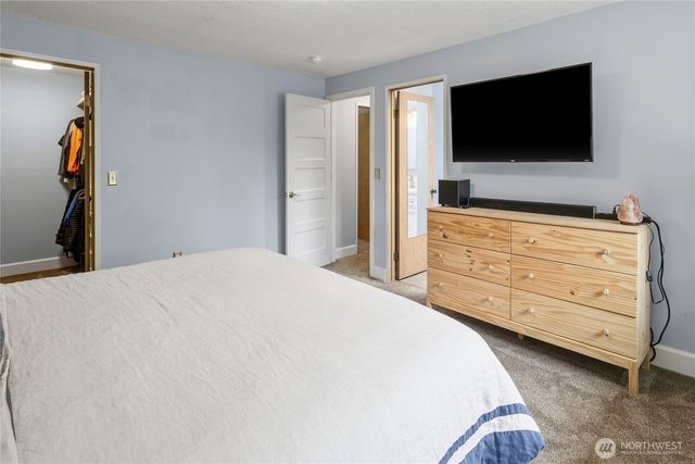 9706 164th Street E, Puyallup, WA 98375