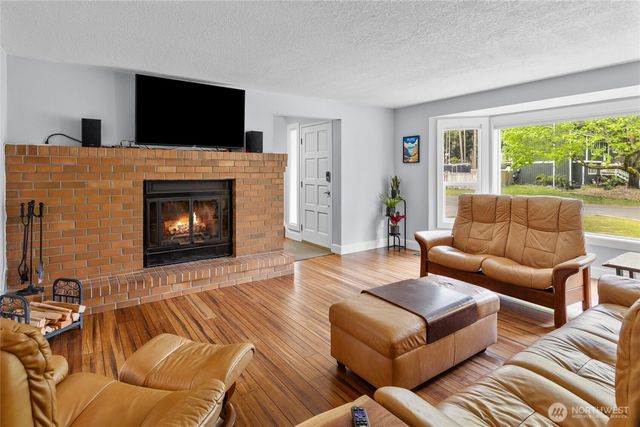 9706 164th Street E, Puyallup, WA 98375