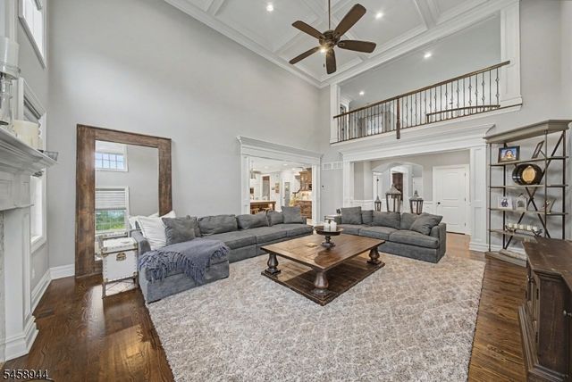 6 Philhower Ct, Denville Twp., NJ 07834