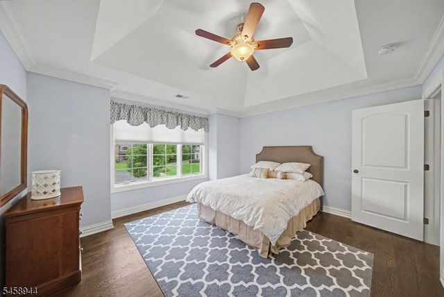 6 Philhower Ct, Denville Twp., NJ 07834