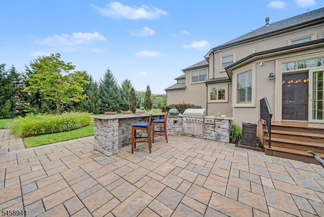 6 Philhower Ct, Denville Twp., NJ 07834
