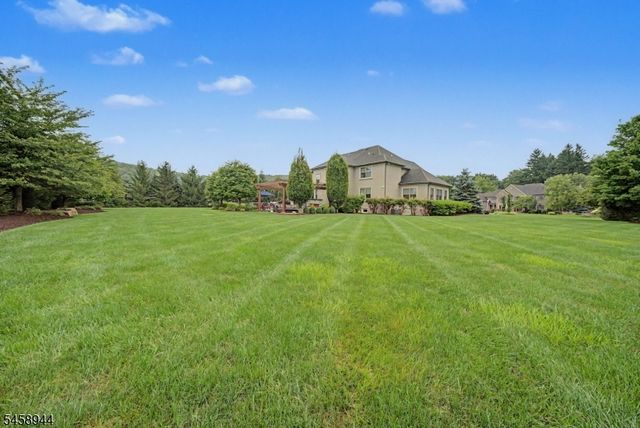 6 Philhower Ct, Denville Twp., NJ 07834