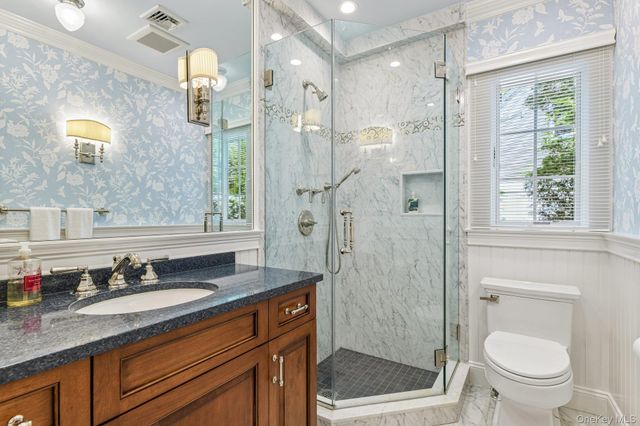 1442 Stevenson Circle, Hewlett, NY 11557
