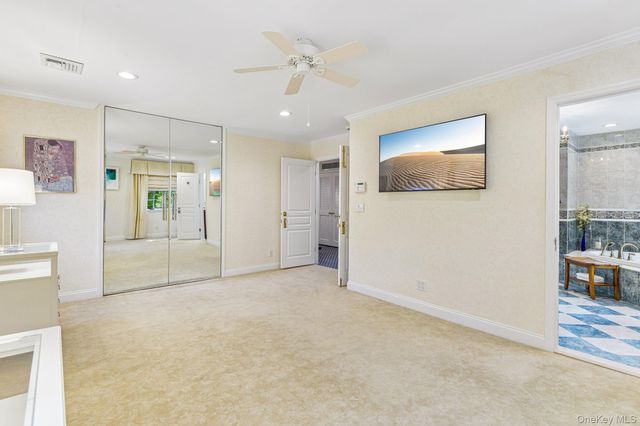 1442 Stevenson Circle, Hewlett, NY 11557