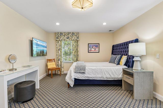 1442 Stevenson Circle, Hewlett, NY 11557