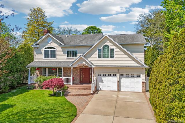 1442 Stevenson Circle, Hewlett, NY 11557