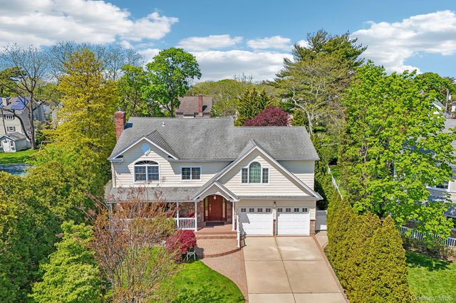 1442 Stevenson Circle, Hewlett, NY 11557