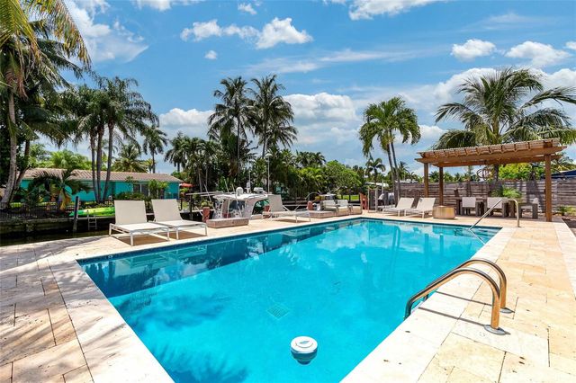 1704 SW 4th Court, Fort Lauderdale, FL 33312