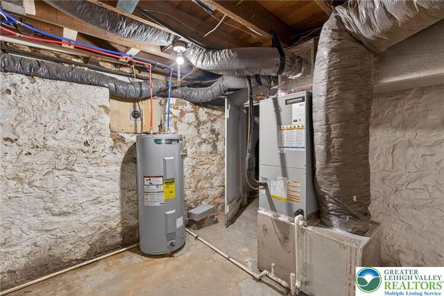 2375 East Lizard Creek Road, East Penn Twp, PA 18235