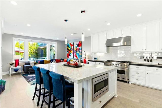 16218 George St, Los Gatos, CA 95032