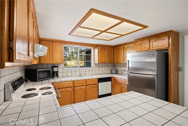 13562 S Park Drive, Magalia, CA 95954