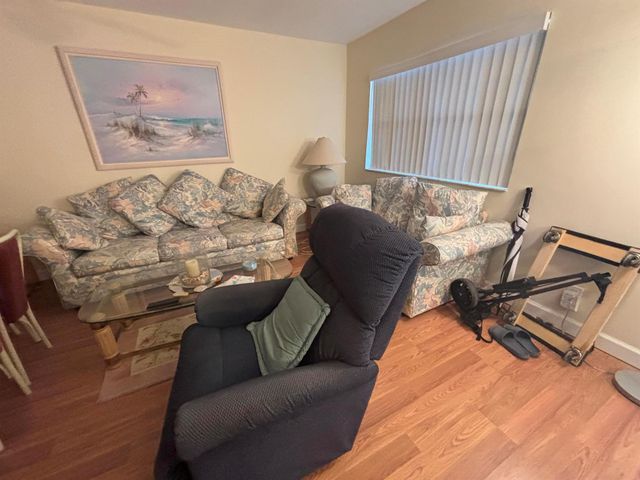 596 Saxony M 596, Delray Beach, FL 33446