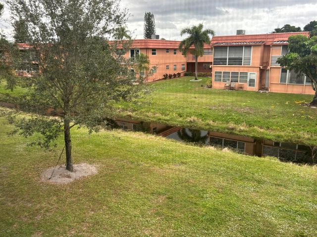 596 Saxony M 596, Delray Beach, FL 33446