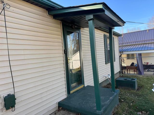 1096 Sevall Street, Zanesville, OH 43701