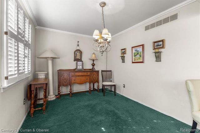 3758 Heritage Parkway, Dearborn, MI 48124