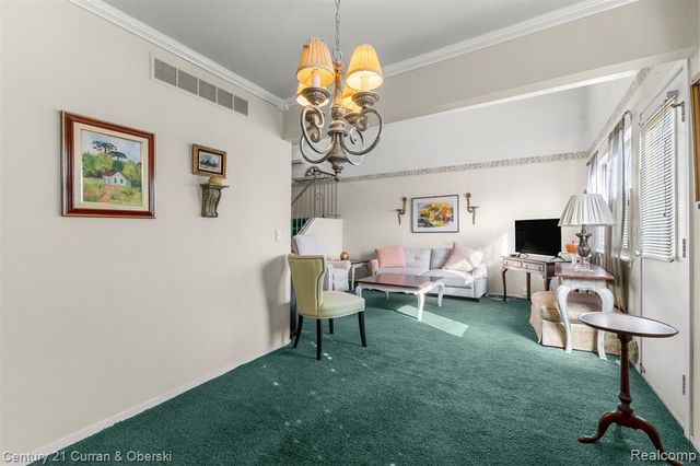 3758 Heritage Parkway, Dearborn, MI 48124