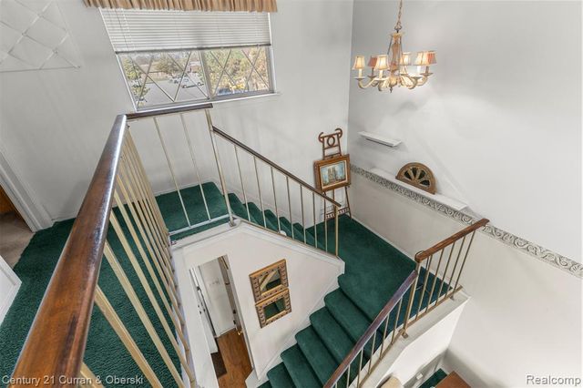 3758 Heritage Parkway, Dearborn, MI 48124