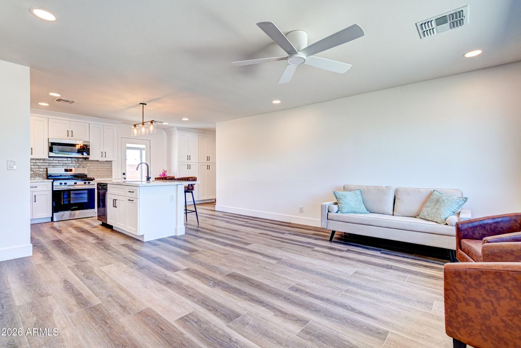 7513 E ROOSEVELT Street, Scottsdale, AZ 85257 — photo 3