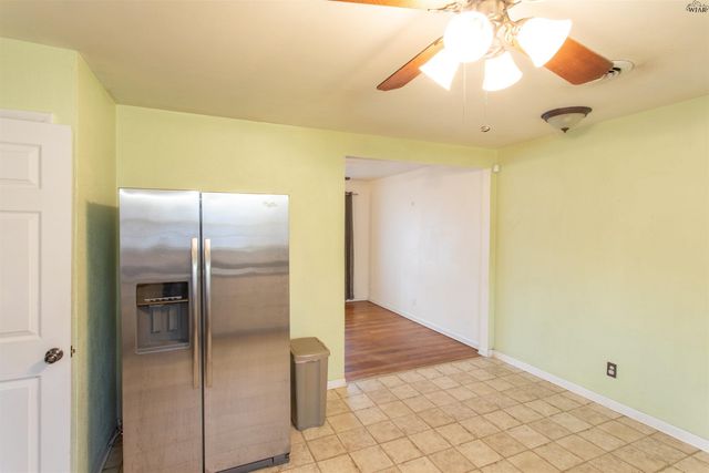 301 S HOLLY DRIVE, Burkburnett, TX 76354