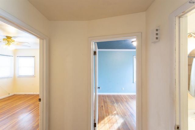 301 S HOLLY DRIVE, Burkburnett, TX 76354