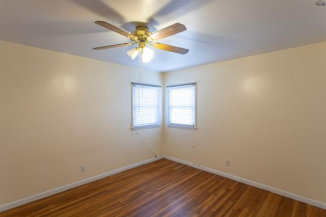 301 S HOLLY DRIVE, Burkburnett, TX 76354