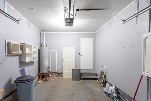 301 S HOLLY DRIVE, Burkburnett, TX 76354