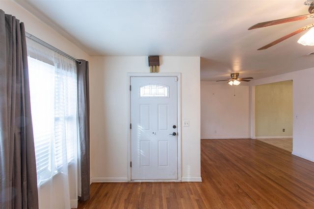 301 S HOLLY DRIVE, Burkburnett, TX 76354