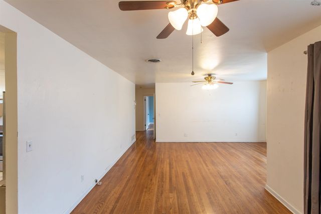 301 S HOLLY DRIVE, Burkburnett, TX 76354