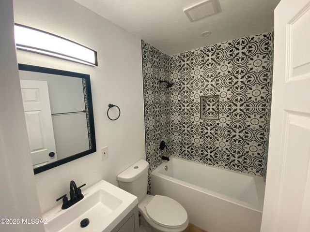 1016 E Lee St Unit 1, Tucson, AZ 85719