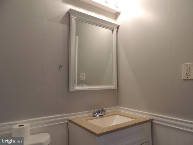17 LEHIGH CT, Sicklerville, NJ 08081