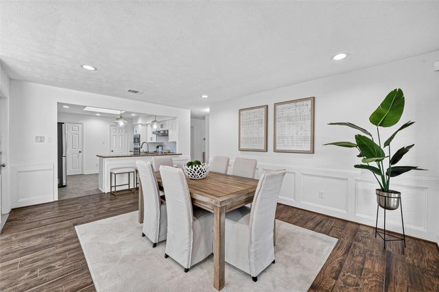 14222 Stokesmount Drive, Houston, TX 77077