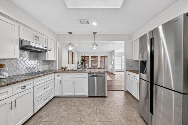 14222 Stokesmount Drive, Houston, TX 77077