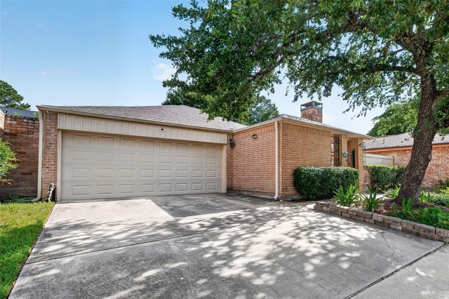 14222 Stokesmount Drive, Houston, TX 77077