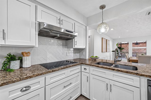 14222 Stokesmount Drive, Houston, TX 77077