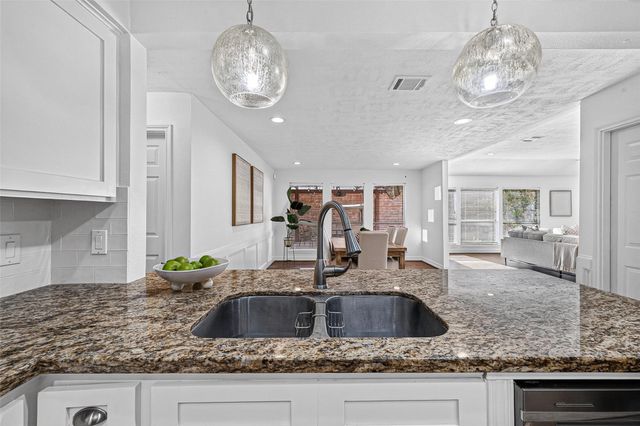 14222 Stokesmount Drive, Houston, TX 77077
