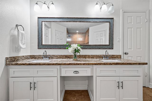 14222 Stokesmount Drive, Houston, TX 77077