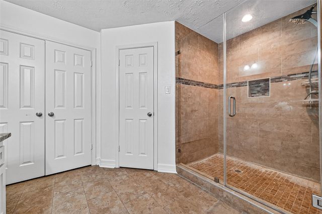 14222 Stokesmount Drive, Houston, TX 77077