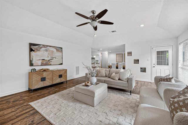 14222 Stokesmount Drive, Houston, TX 77077