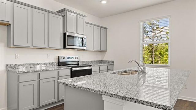 162 Kennelsman Drive, Griffin, GA 30224