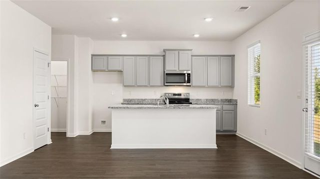 162 Kennelsman Drive, Griffin, GA 30224