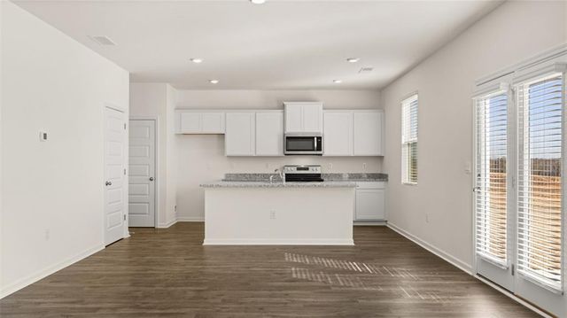 162 Kennelsman Drive, Griffin, GA 30224