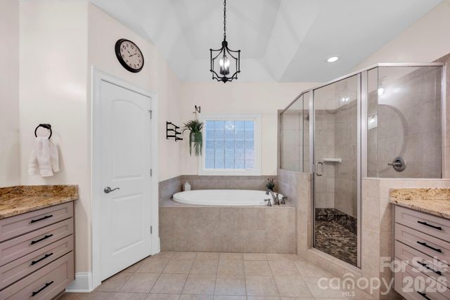 134 Lakeshore Hills Drive, Mooresville, NC 28117