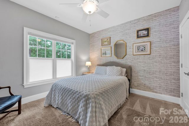 134 Lakeshore Hills Drive, Mooresville, NC 28117