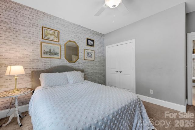 134 Lakeshore Hills Drive, Mooresville, NC 28117