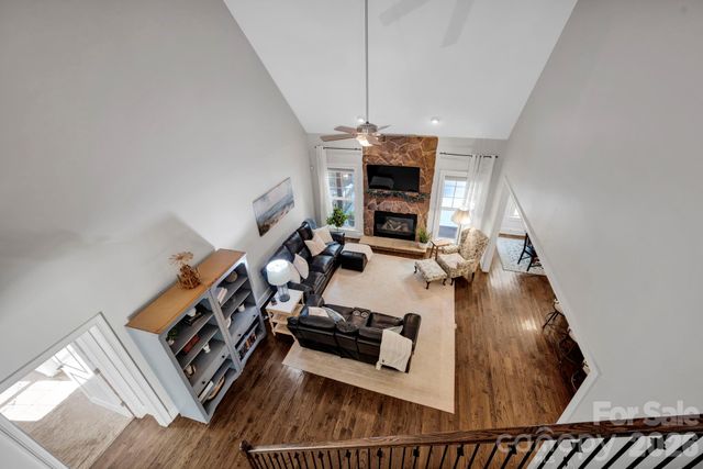 134 Lakeshore Hills Drive, Mooresville, NC 28117