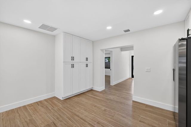 3900 Kenas Street, West Palm Beach, FL 33403