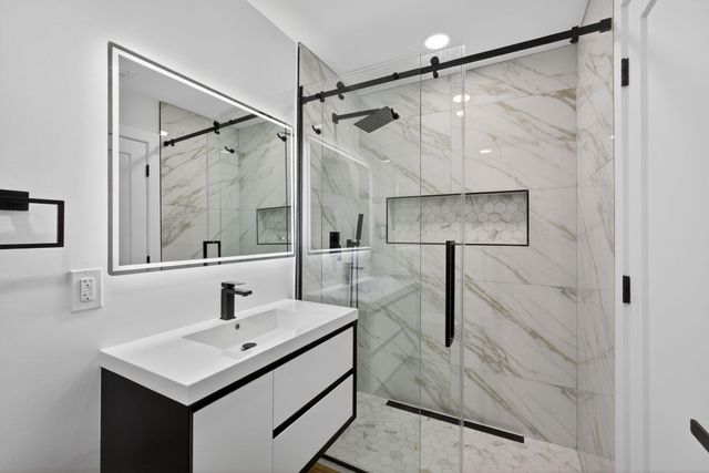 3900 Kenas Street, West Palm Beach, FL 33403