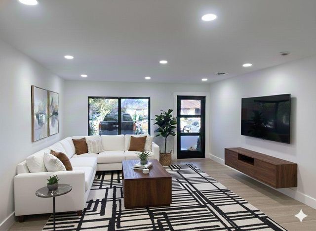 3900 Kenas Street, West Palm Beach, FL 33403