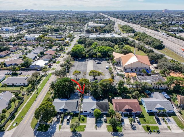 3900 Kenas Street, West Palm Beach, FL 33403