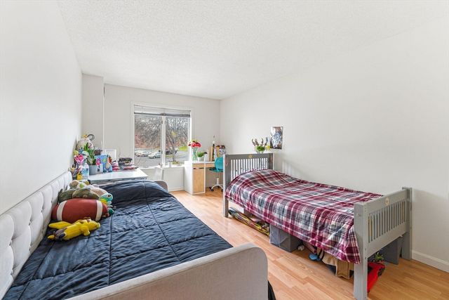 100 Rosemary Way 206, Needham, MA 02494